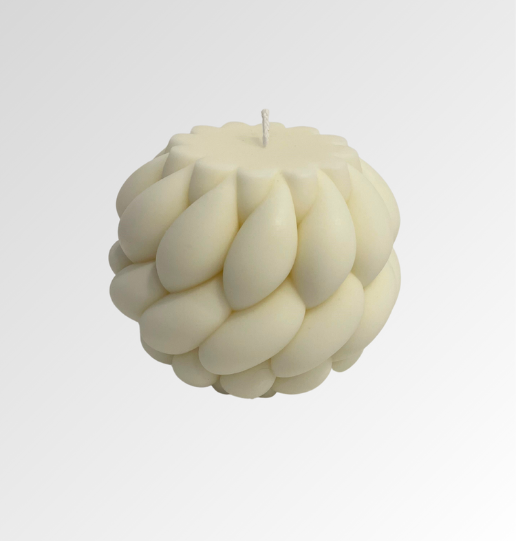 Knot Ball Pillar Candle